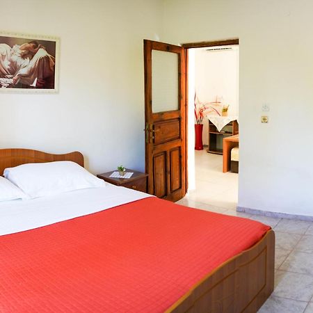 Vila Aliaj Luxury Apartment With 2 Rooms With Private Wonderful Terrace Dıraç Dış mekan fotoğraf