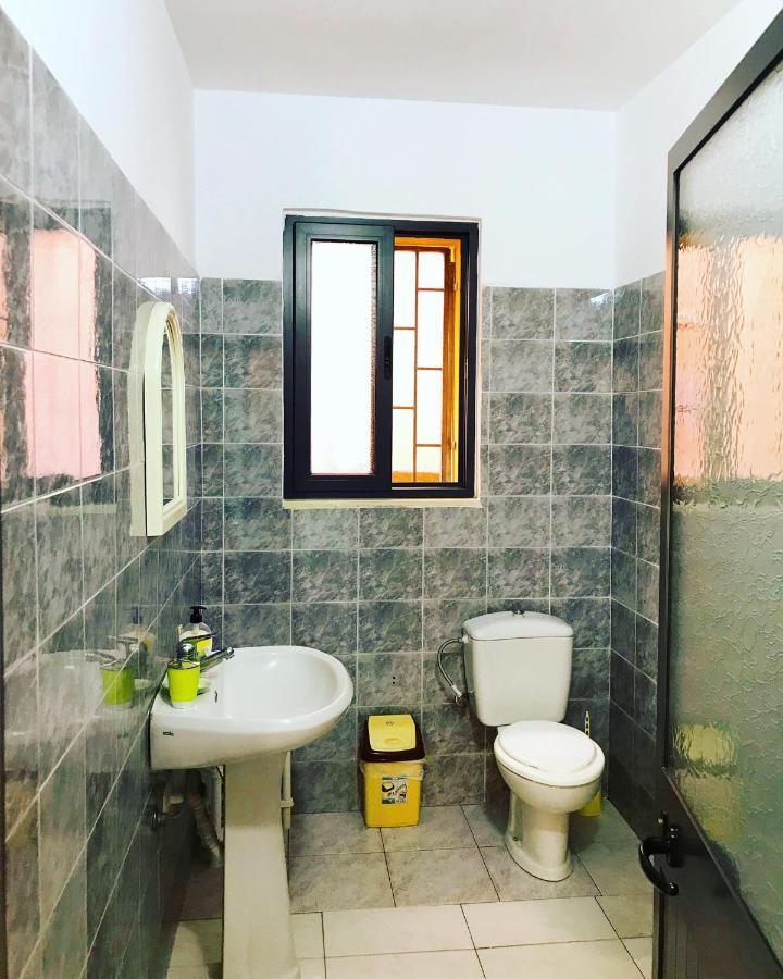 Vila Aliaj Luxury Apartment With 2 Rooms With Private Wonderful Terrace Dıraç Dış mekan fotoğraf