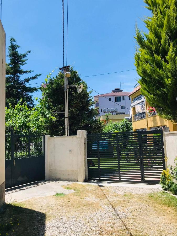 Vila Aliaj Luxury Apartment With 2 Rooms With Private Wonderful Terrace Dıraç Dış mekan fotoğraf