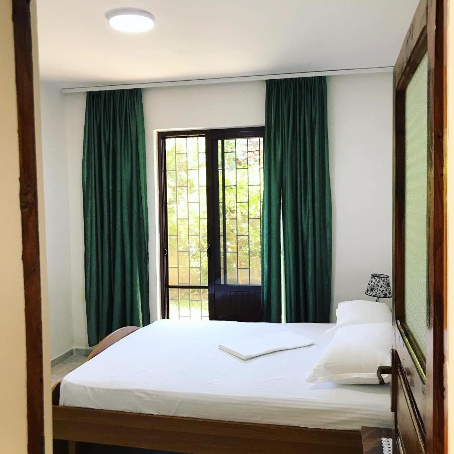 Vila Aliaj Luxury Apartment With 2 Rooms With Private Wonderful Terrace Dıraç Dış mekan fotoğraf