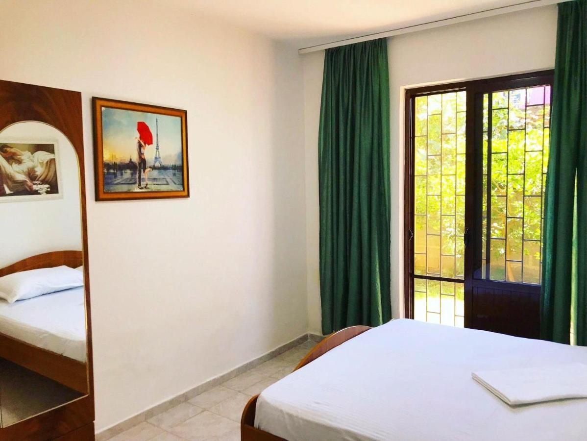 Vila Aliaj Luxury Apartment With 2 Rooms With Private Wonderful Terrace Dıraç Dış mekan fotoğraf