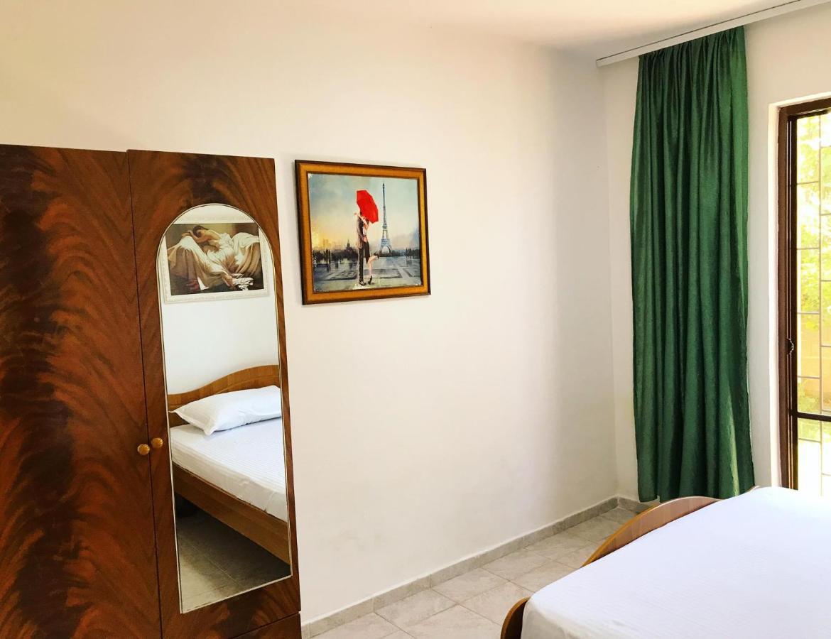 Vila Aliaj Luxury Apartment With 2 Rooms With Private Wonderful Terrace Dıraç Dış mekan fotoğraf