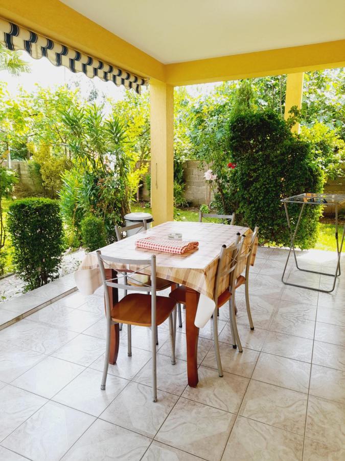 Vila Aliaj Luxury Apartment With 2 Rooms With Private Wonderful Terrace Dıraç Dış mekan fotoğraf
