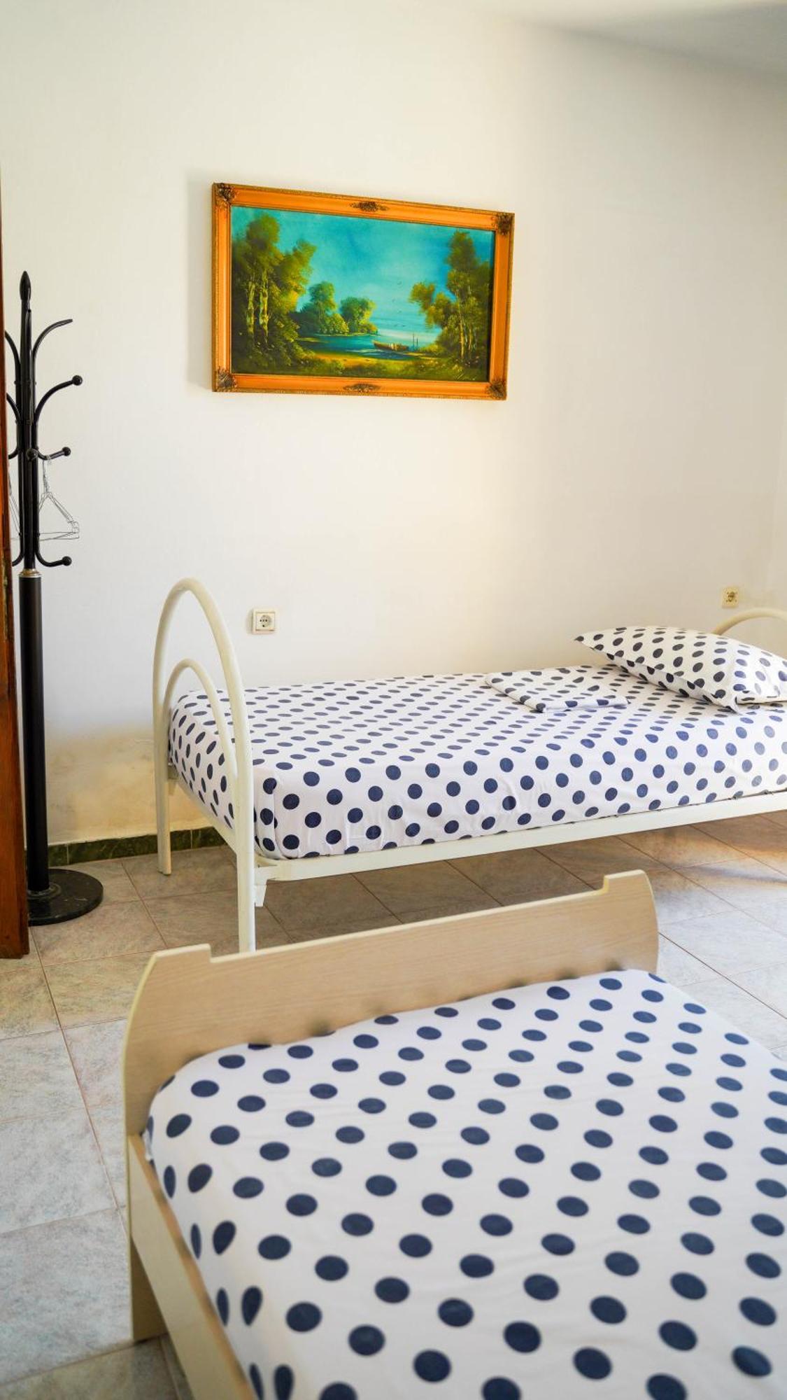 Vila Aliaj Luxury Apartment With 2 Rooms With Private Wonderful Terrace Dıraç Dış mekan fotoğraf