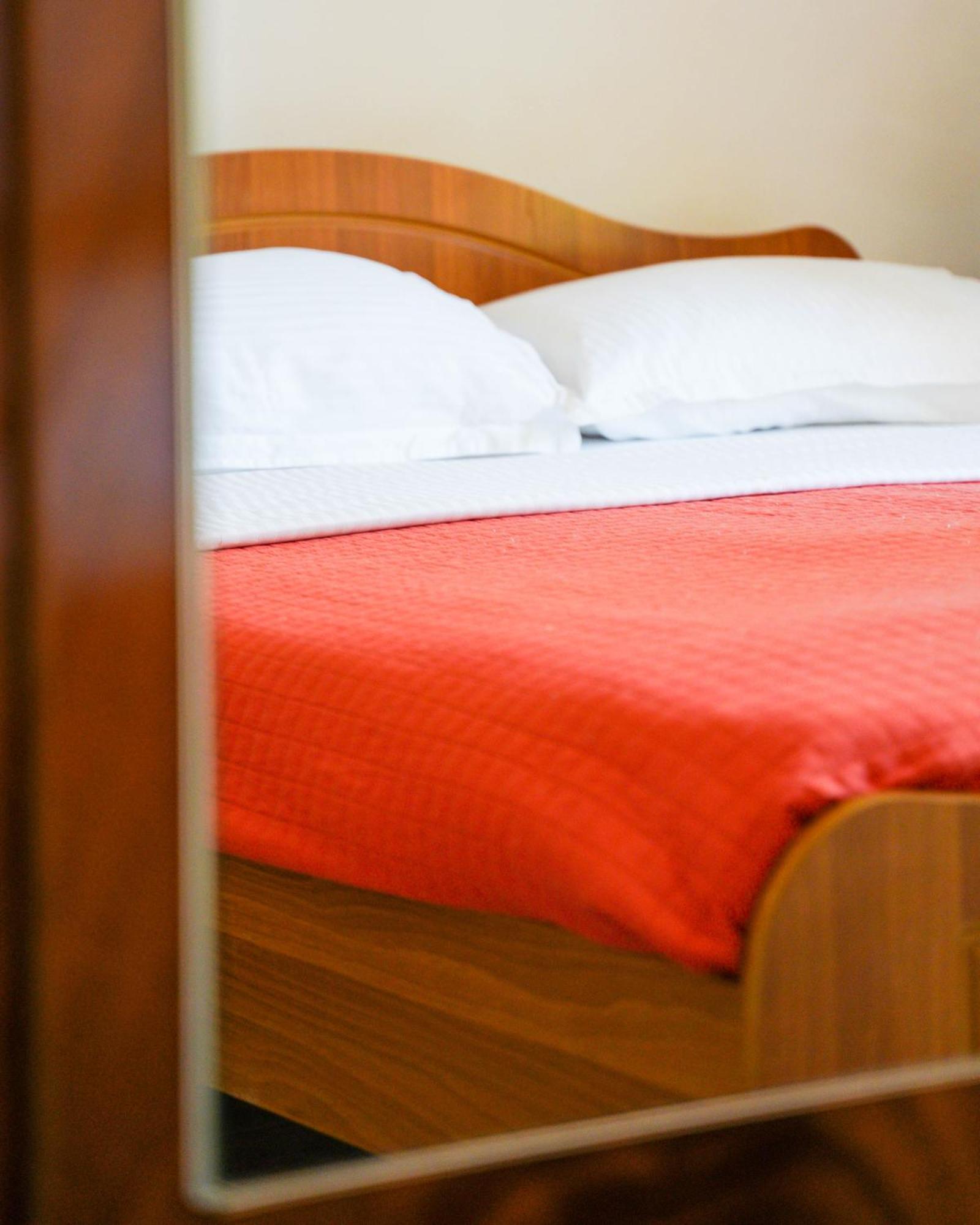 Vila Aliaj Luxury Apartment With 2 Rooms With Private Wonderful Terrace Dıraç Dış mekan fotoğraf