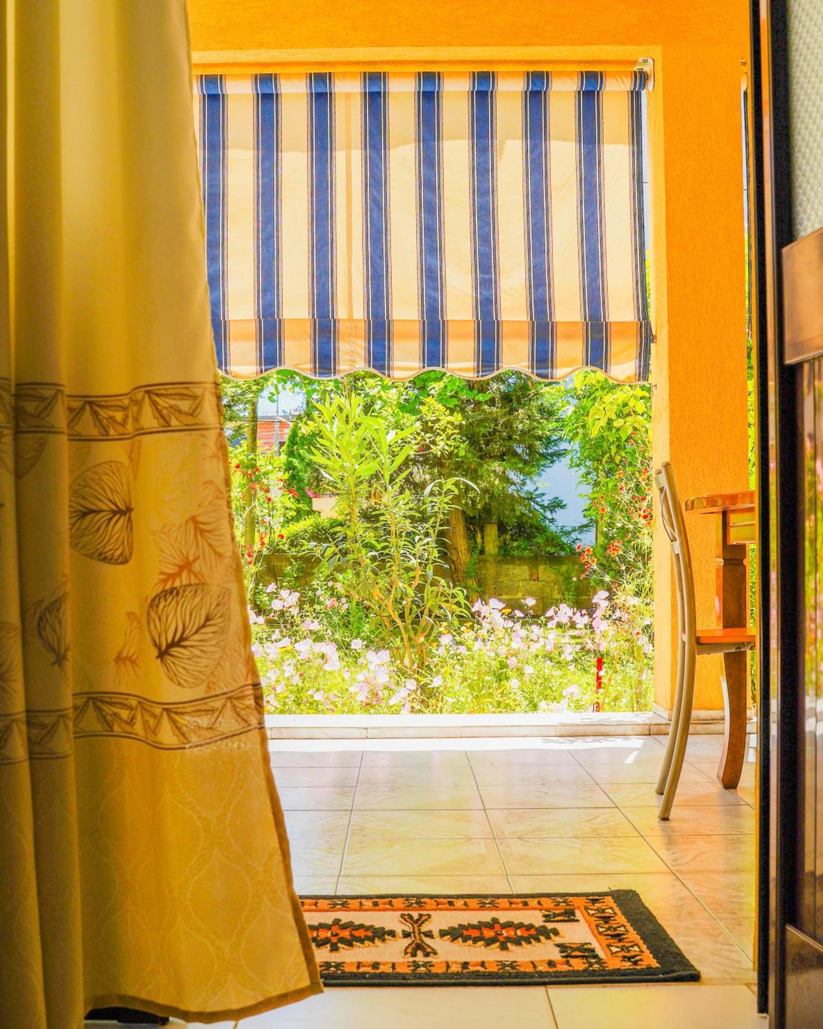 Vila Aliaj Luxury Apartment With 2 Rooms With Private Wonderful Terrace Dıraç Dış mekan fotoğraf